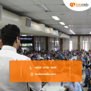 Templat PPT Premium Berkualitas Tinggi yang Sederhana dan Keren